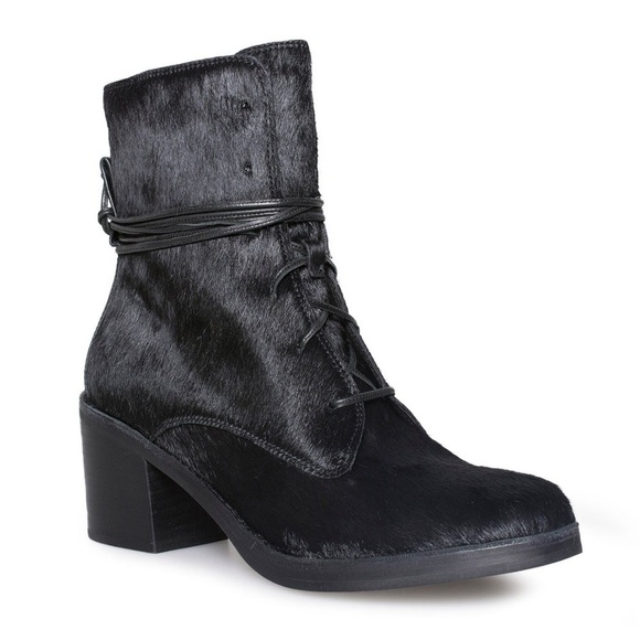 UGG Oriana Exotic Black Calf Hair Boots sz 10
